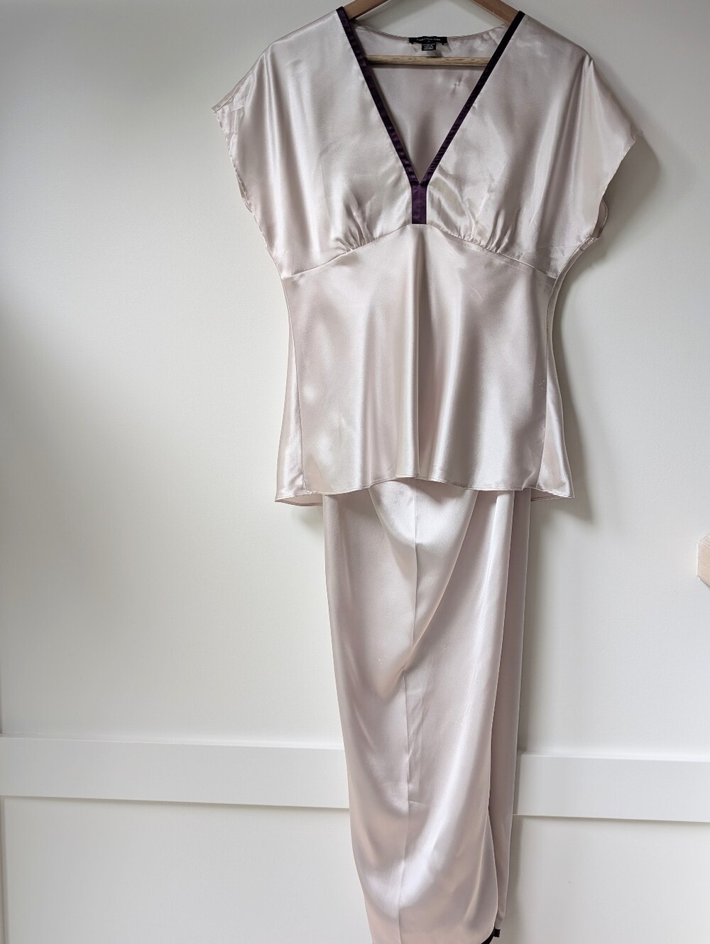Glamorous Satin Two-Piece Lounge Set in Blush with Plum Trim